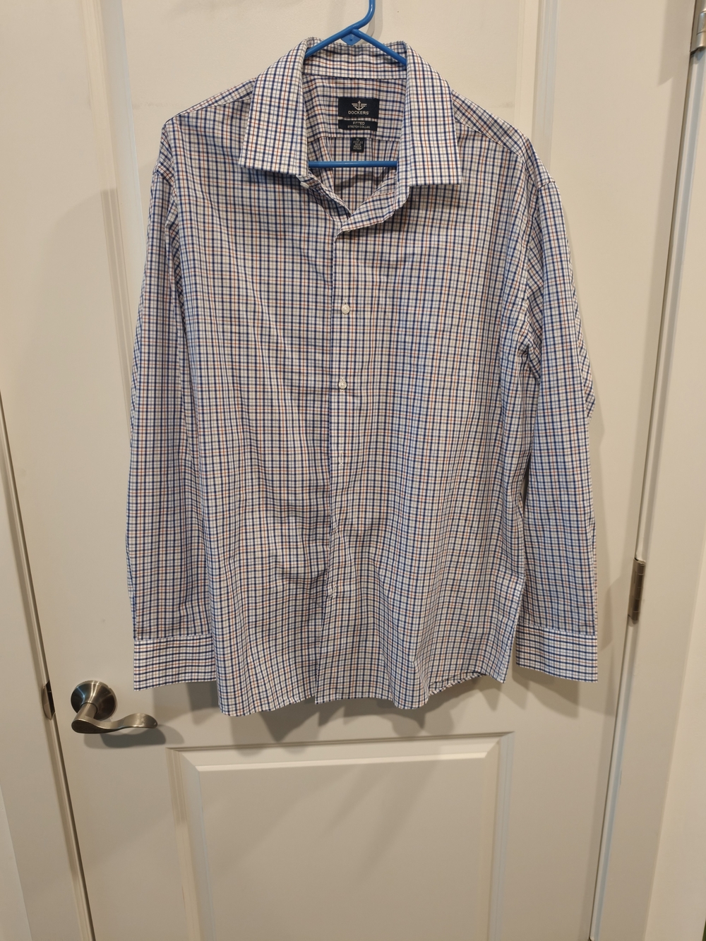 Dockers Men’s Blue and White and Red Checked Dress Shirt